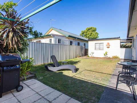 Cottage On Bruce - Goulburn Accommodation 3