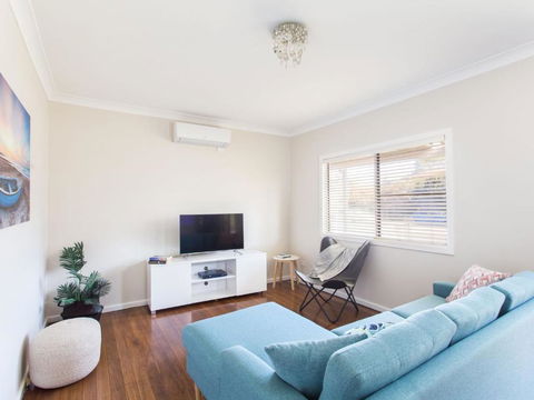 Cottage On Bruce - Goulburn Accommodation 6