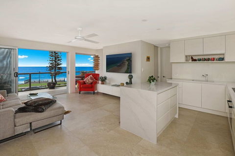 SPECTACULAR OCEAN FRONT Sounion6 - Goulburn Accommodation 3