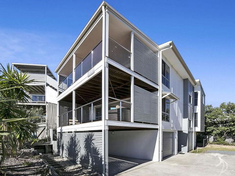 Drift Beach House - Goulburn Accommodation 5