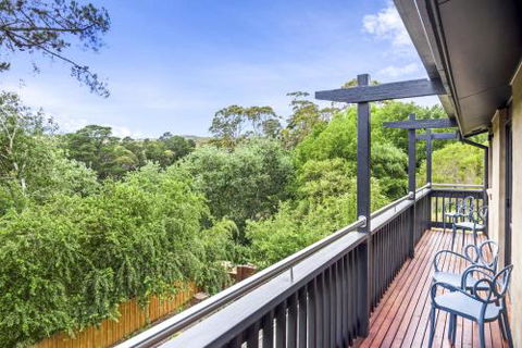 Villa Locarno - Goulburn Accommodation 4