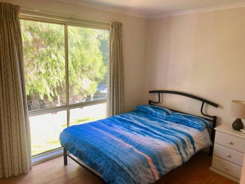 1 Tecoma Avenue Sandy Point - Goulburn Accommodation 5