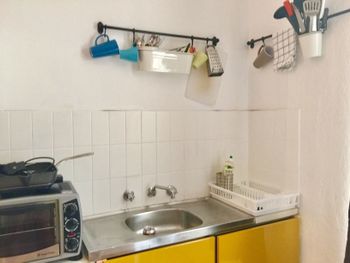 Potts Point Studio - Goulburn Accommodation 5