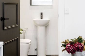 Stylish & Grand Potts Point H354 - Goulburn Accommodation 2