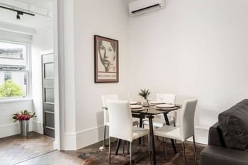 Stylish & Grand Potts Point H354 - Goulburn Accommodation 5