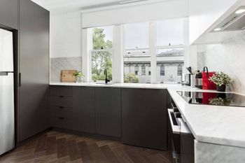 Stylish & Grand Potts Point H354 - Goulburn Accommodation 1