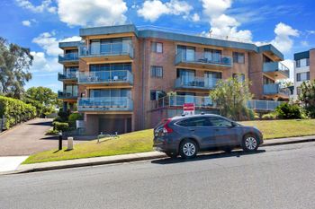 Triview Unit 10 1 Mitchell Street - Goulburn Accommodation 3