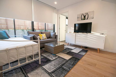 F03-darling Harbour 1 BDR APT - Goulburn Accommodation 1