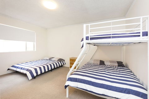 Dolphin Court Unit 1 - Goulburn Accommodation 2