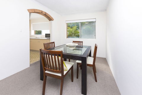 Dolphin Court Unit 1 - Goulburn Accommodation 4