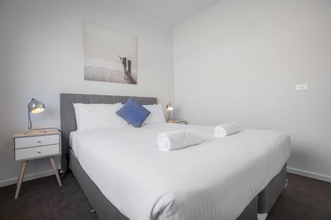 Big Family Fun@ 4 Bedrooms House In Point Cook - Goulburn Accommodation 3