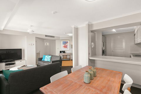 Cairns Oceanview At 181 The Esplanade 34 - Goulburn Accommodation 4