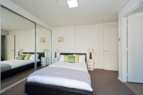 Astra Apartments Miller Street - Goulburn Accommodation 1