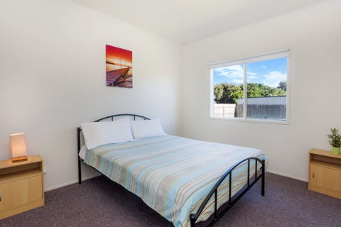 Julieanne - Goulburn Accommodation 4