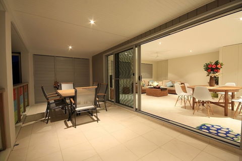 Lorikeet 1 - Goulburn Accommodation 6