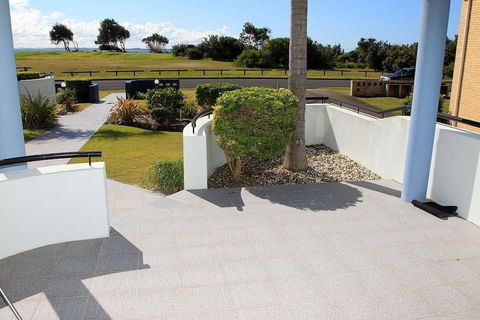 Hi Surf Unit 1 - Goulburn Accommodation 4