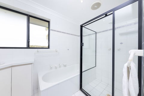 Hi Surf Unit 3 - Goulburn Accommodation 6