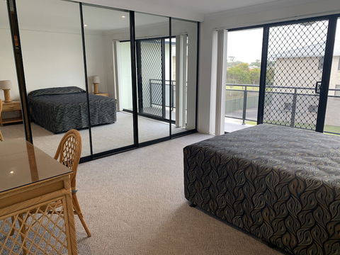 Hi Surf Unit 4 - Goulburn Accommodation 5