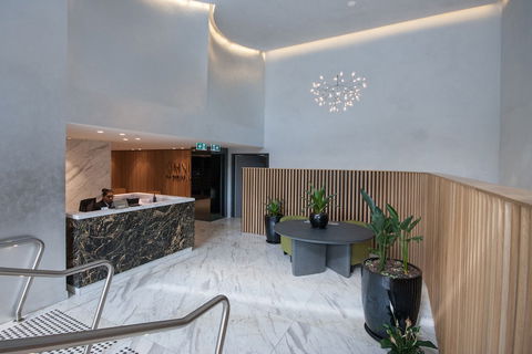 Modern 2 Bedroom Potts Point Apartment - Goulburn Accommodation 3