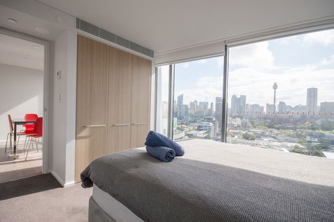 Modern 2 Bedroom Potts Point Apartment - Goulburn Accommodation 6