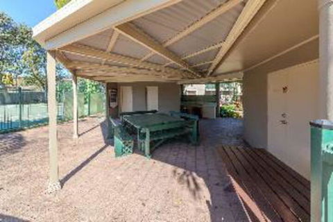 2 Bedroom Apartment Carindale - Goulburn Accommodation 3