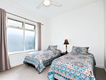 Modern Seaside Sanctuary - Goulburn Accommodation 5