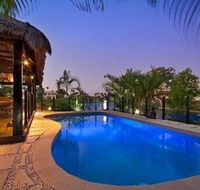 Bali Hut on Water - Goulburn Accommodation