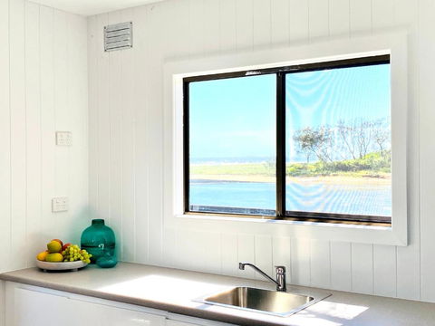 The Beach Arrawarra - Goulburn Accommodation 2