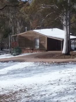Gooandra Alpine Cabins - Goulburn Accommodation 5