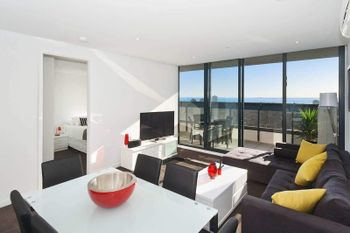 Executive Bay Views St. Kilda - Goulburn Accommodation 0