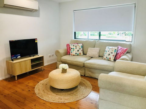 Coastal Cottage - Cannonvale - Goulburn Accommodation 6