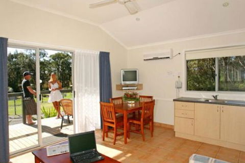 Port Stephens Koala Sanctuary - Goulburn Accommodation 4