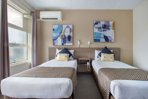 The Metropolitan Spring Hill - Goulburn Accommodation 6