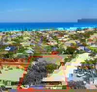 Clubyamba Beach Holiday Accommodation - Adults Only - Goulburn Accommodation