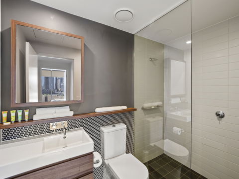 Lucid Living Brisbane - Goulburn Accommodation 5