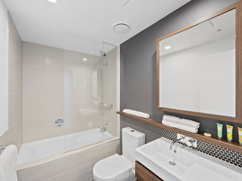 Lucid Living Brisbane - Goulburn Accommodation 4