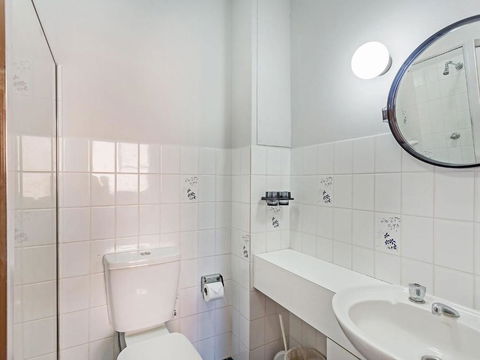 Kurranulla, Unit 5/15 Weatherly Close - Goulburn Accommodation 6