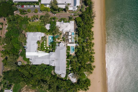 Poolside Apt In Alamanda Beachfront Resort 41 - Goulburn Accommodation 0