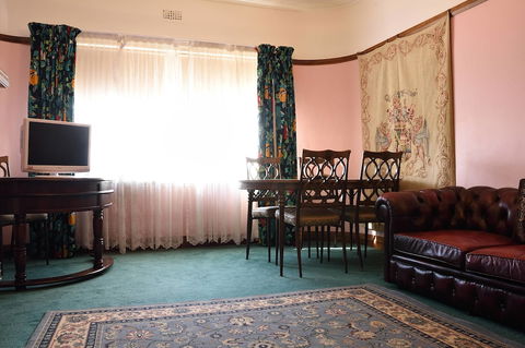 Apartments Downtown - Goulburn Accommodation 4