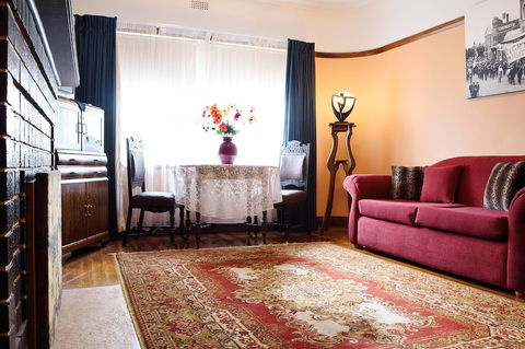 Apartments Downtown - Goulburn Accommodation 2