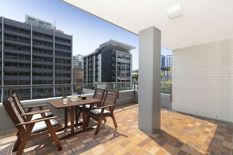 The Astor Apartments - Goulburn Accommodation 6