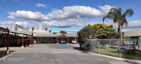 Hume Inn Motel - Goulburn Accommodation 4