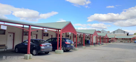 Hume Inn Motel - Goulburn Accommodation 0