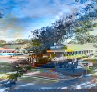 Commercial Golf Resort - Goulburn Accommodation