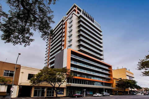 Astra Apartments Adelaide - Goulburn Accommodation 1