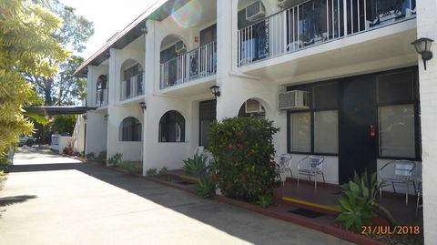 Tower Court Motel - Goulburn Accommodation 4