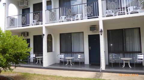 Tower Court Motel - Goulburn Accommodation 0