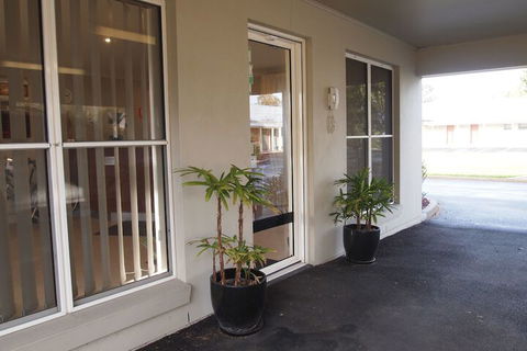 Alexander Cameron Suites - Goulburn Accommodation 6