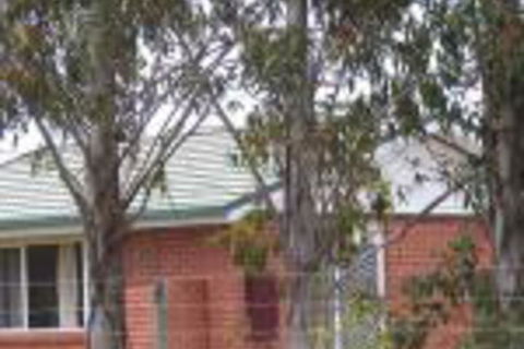 Quamby Pines Chalet - Goulburn Accommodation 0