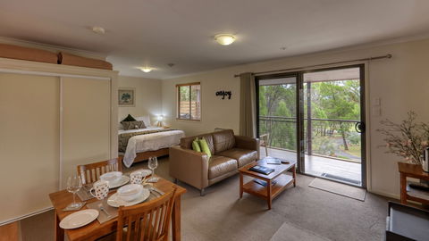 31 The Rocks - Goulburn Accommodation 1